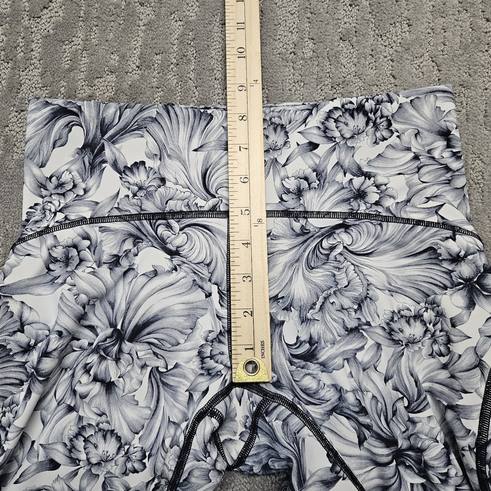 Lululemon Womens Train Times 7/8 Light Garden Floral Legging‎ Pants size 8 - Picture 6 of 11